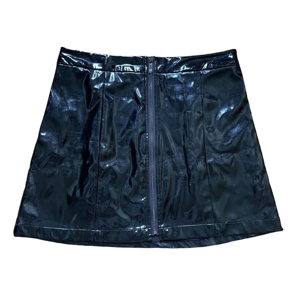 GUESS Black PU Leather Vinyl Front Zipper Mini Skirt Size Small